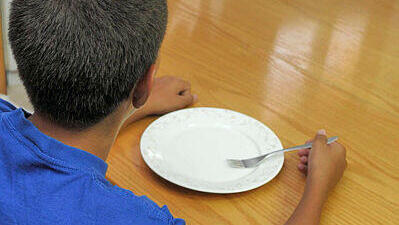 ארוחות חמות בבתי הספר: שיעור המימוש צנח ל-60% בלבד מהזכאים