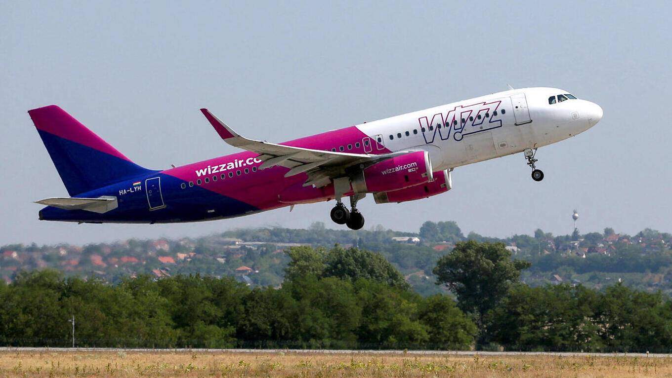 מטוס של וויז אייר וויזאייר