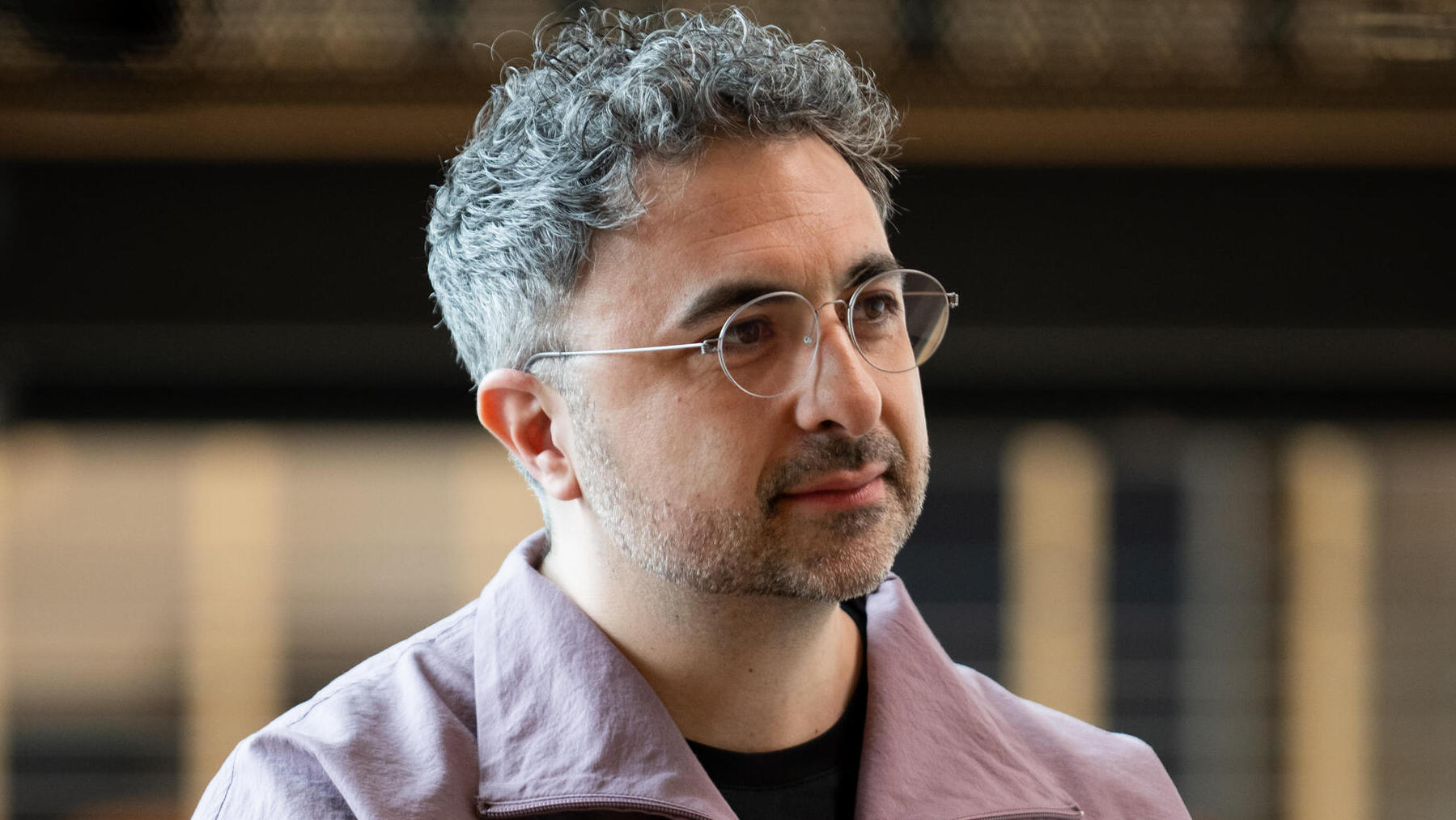 מוסטפה סולימאן מנכ"ל חטיבת ה-AI של מיקרוסופט