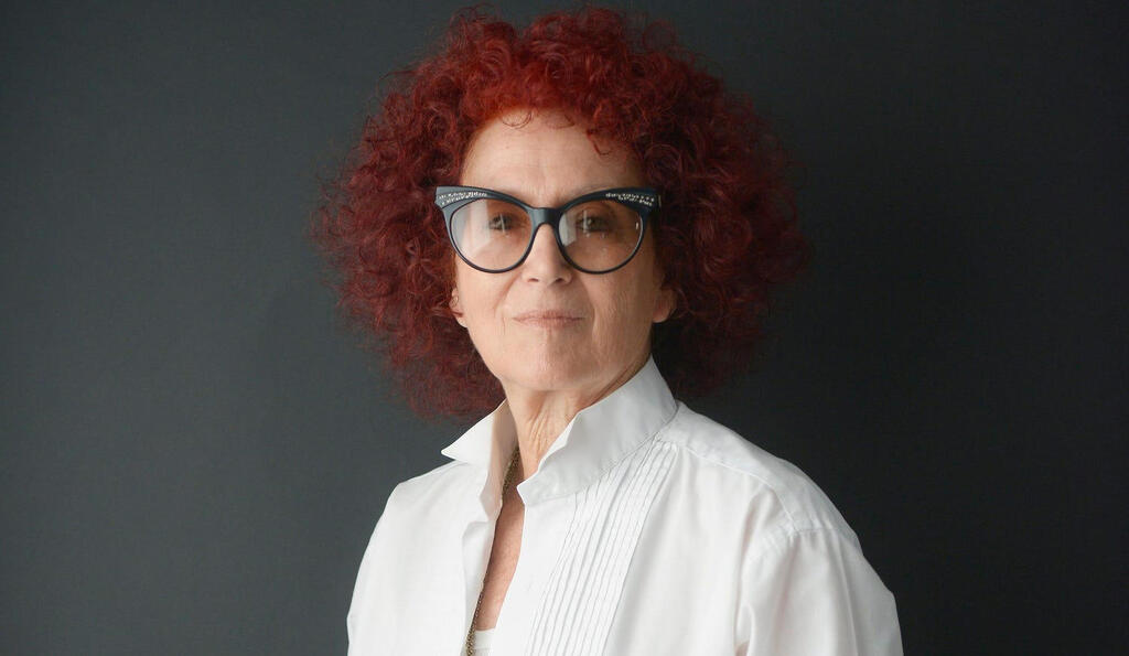 מעצבת האופנה תמרה יובל ג'ונס פנאי