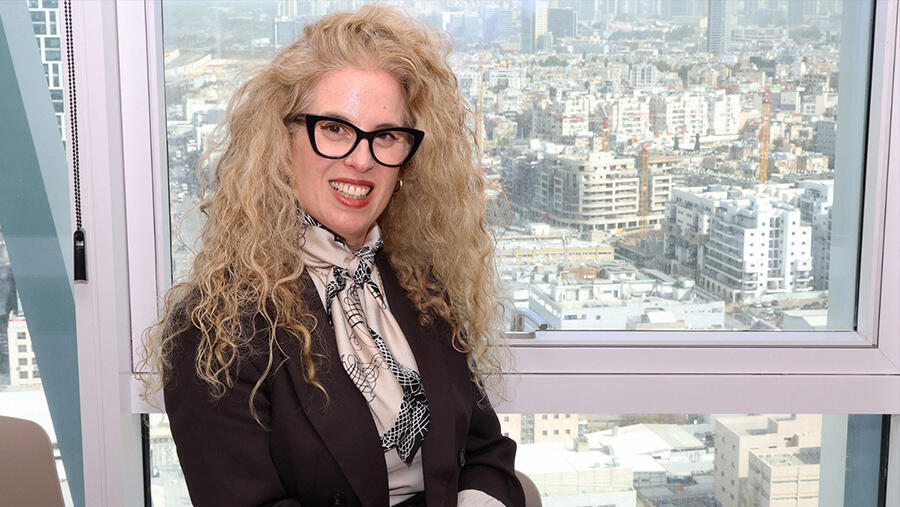 עו"ד איילת שיים מור