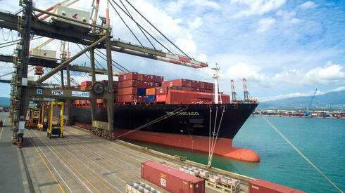 Zim ship in Chicago. Zim ship in Chicago.