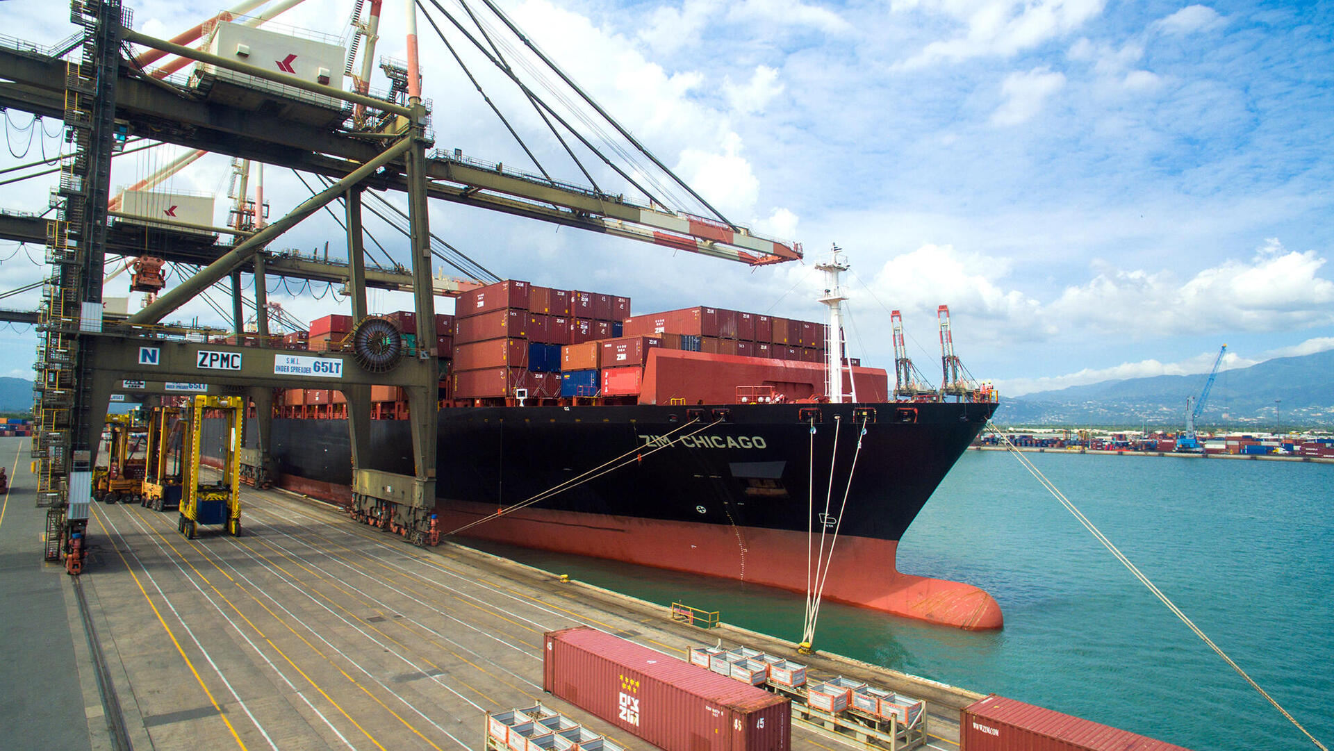 אונייה אוניית צים שיקגו