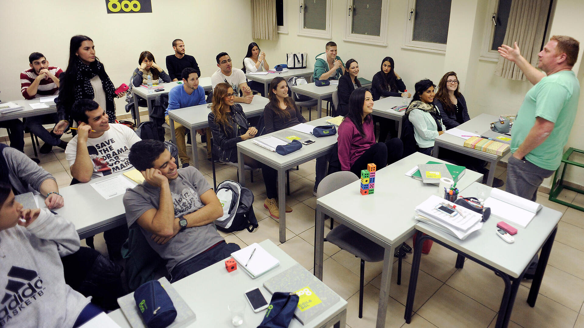 כיתה תלמידים שיעור פסיכומטרי