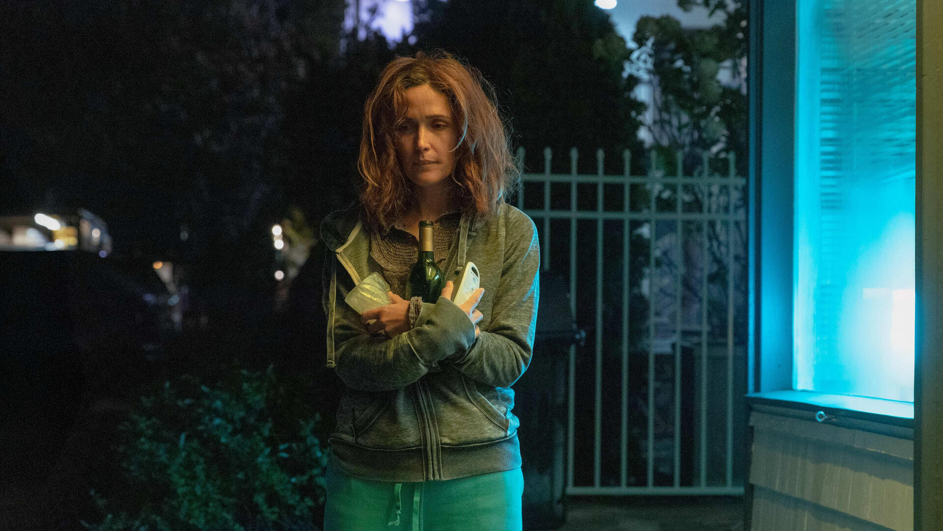 "אם היו לי רגליים הייתי בועטת בך". גם המטפלים דוחקים את האשה לקצה