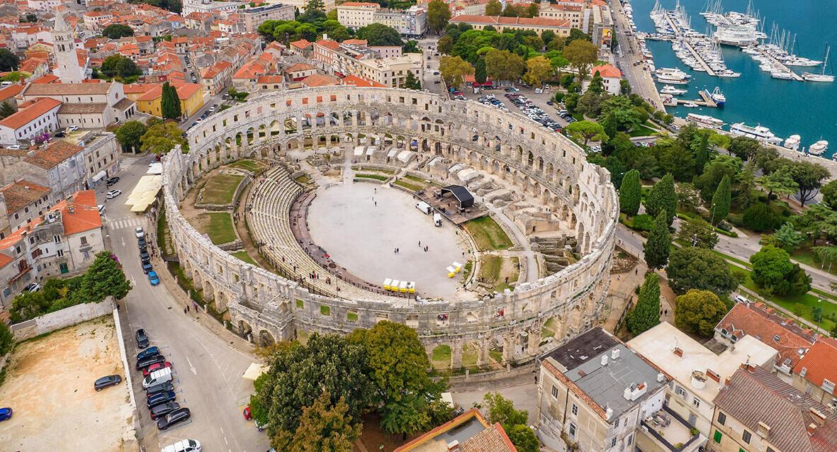 פוטו אמפיתאטרון Pula Arena קרואטיה 