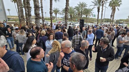 פריצת דרך בצים: השביתה הופסקה וחלק מהעובדים חזרו לעבודה | כלכליסט