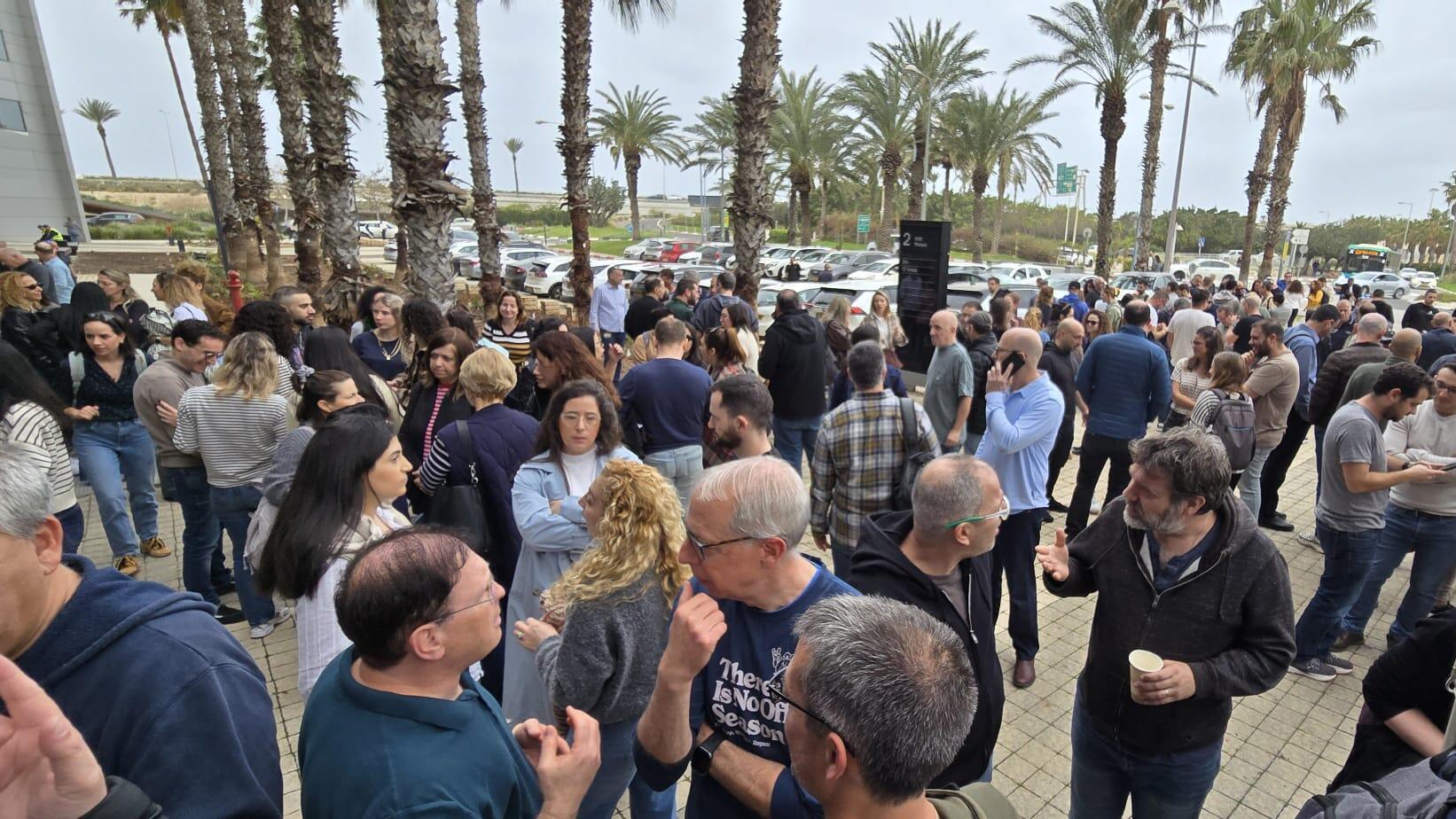 מחאת עובדי צים ב חיפה 17.2.26