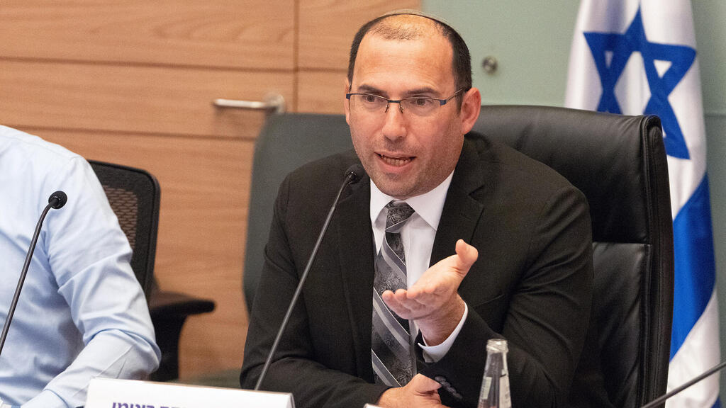 יו"ר ועדת החוקה ח"כ שמחה רוטמן (צילום: שלו שלום) יו"ר ועדת חוקה ועדת החוקה ח"כ שמחה רוטמן