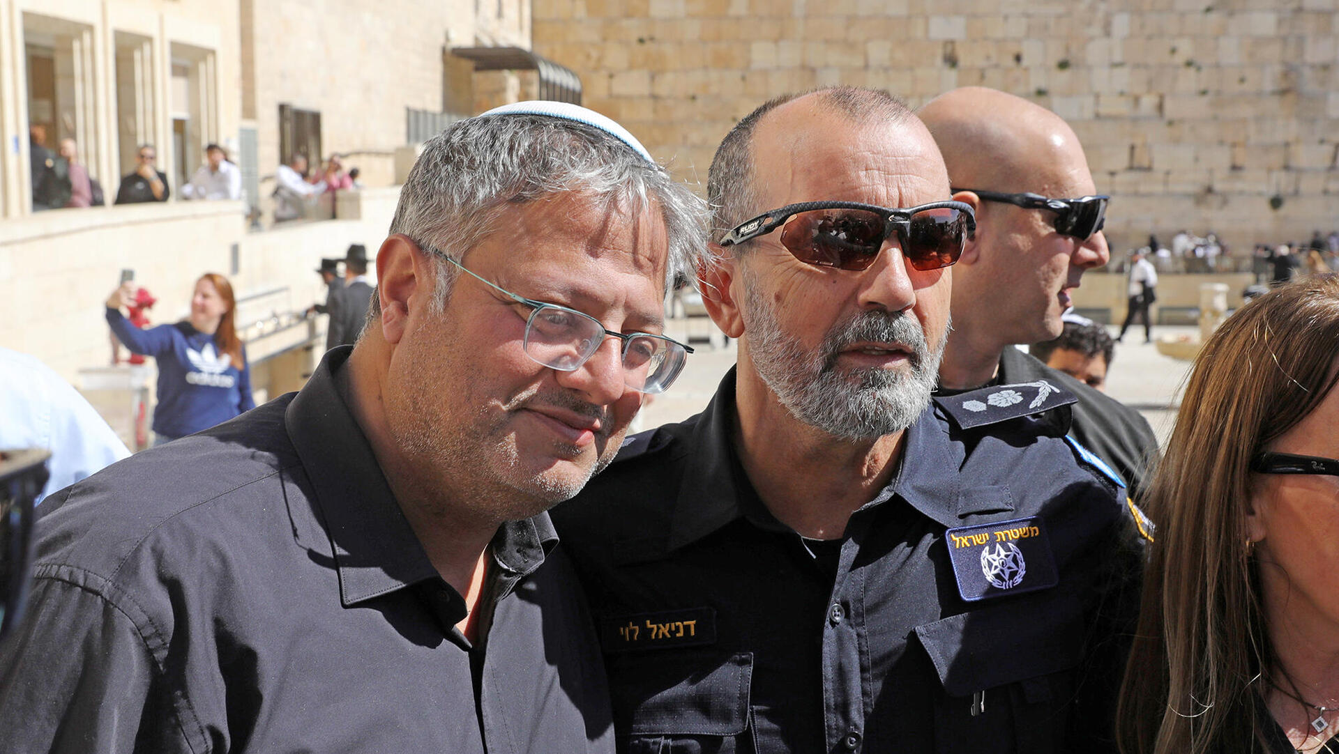 מפכ”ל המשטרה דני לוי והשר לביטחון לאומי איתמר בן גביר ברחבת הכותל