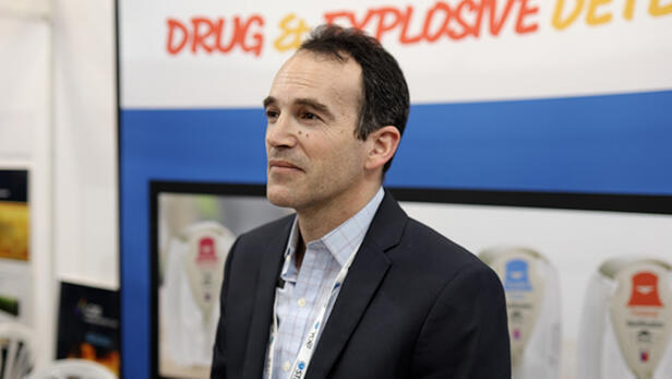 Amichai Galttstein, CEO, IDenta (Photo: Daniel Campos) תערוכת דיפנס טק סיטק אמיחי גלשטיין וידאו