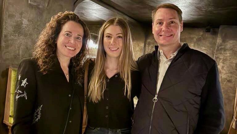 Two Lanterns VC Team