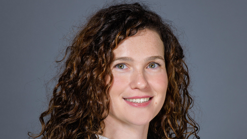 חצי מהעולם מחכה לפתרון, אבל בחדרי הישיבות עדיין מסיטים את המבט