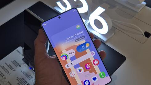 צילום: איתי שמושקוביץ פותח פער מול הטוענים לכתר: ה-S26 אולטרה מציג חידושים שאין לאף מתחרה