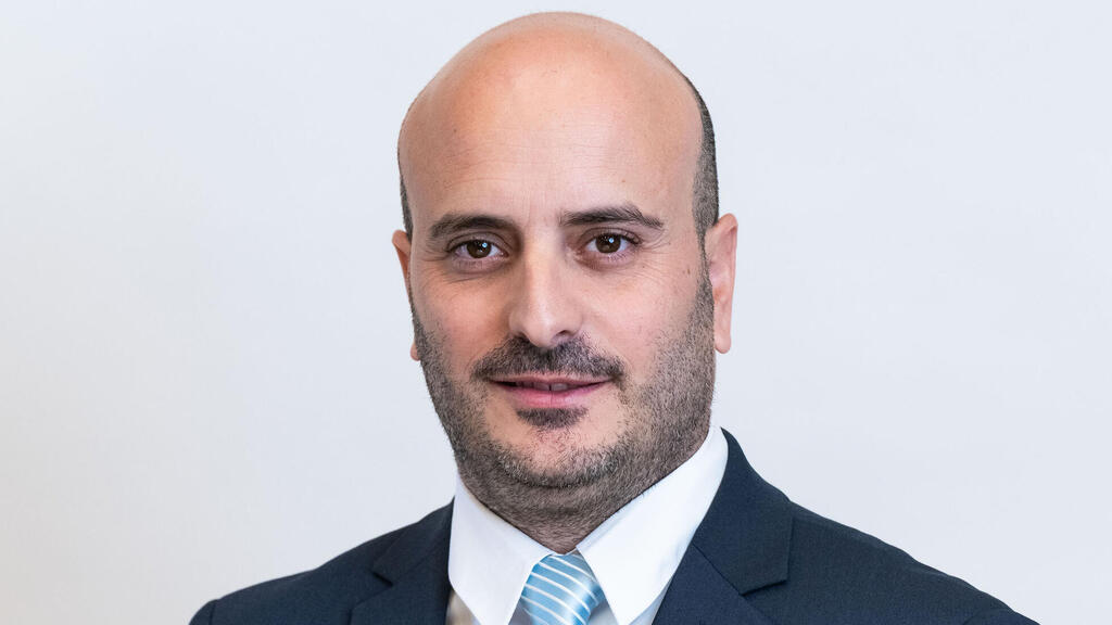 עו"ד דותן גבאי (תומר) עו"ד דותן גבאי