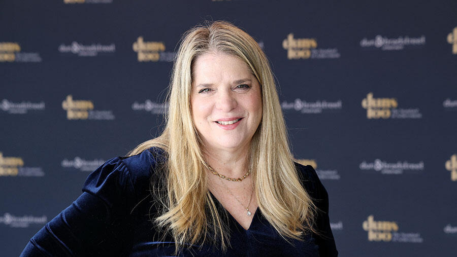 עוה"ד דנה דרזנין