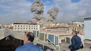 מלחמה עם איראן 7 עשן ב טהרן 28.2.26