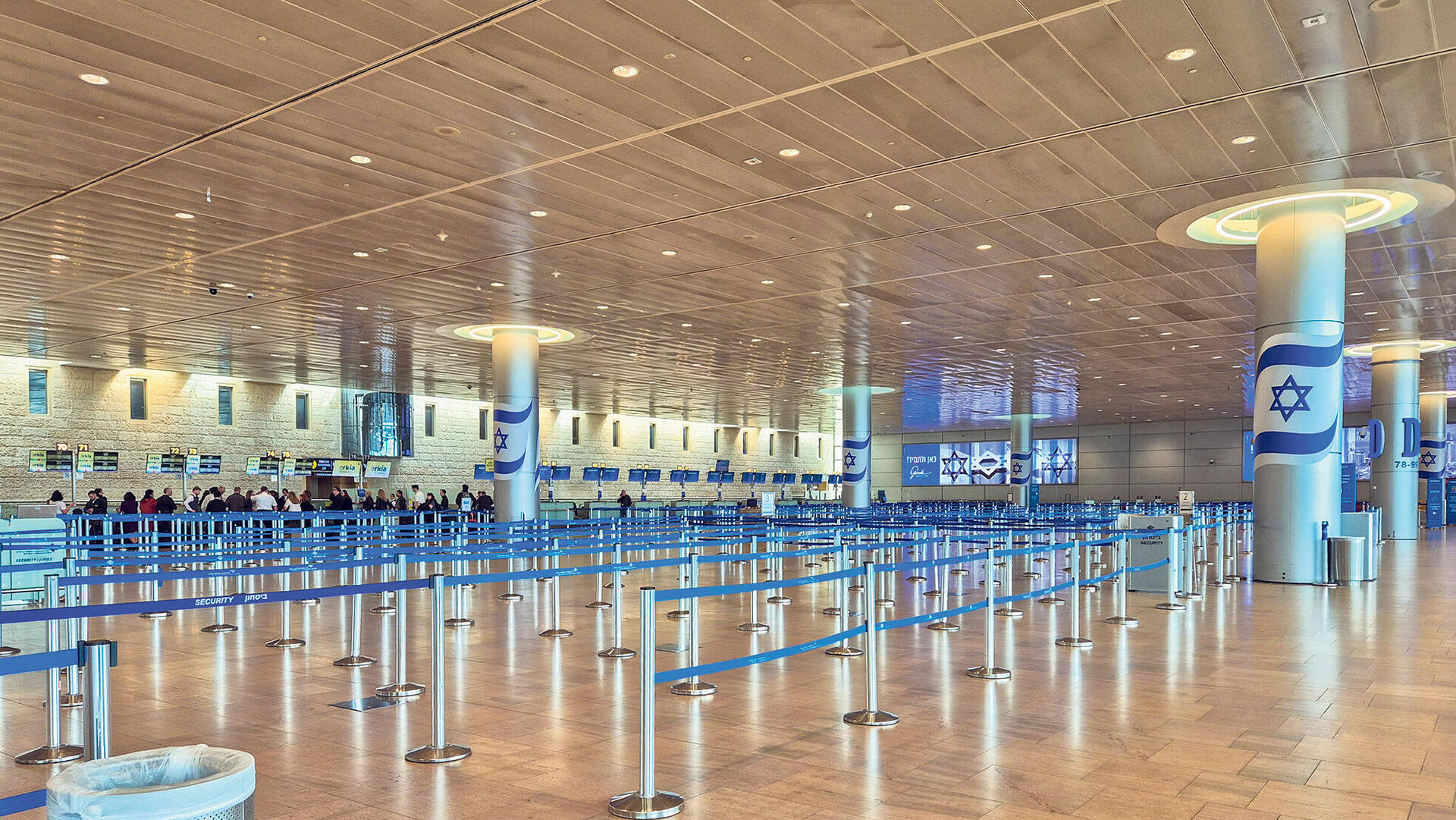 מלחמת שאגת הארי נתב"ג לאחר סגירת השמיים 1.3.26 