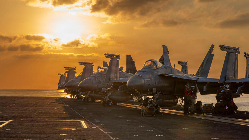 מטוסים של צבא ארה"ב (צילום: Navy/Handout via REUTERS) מטוסים של צבא ארה"ב 3.3.26 מלחמה עם איראן