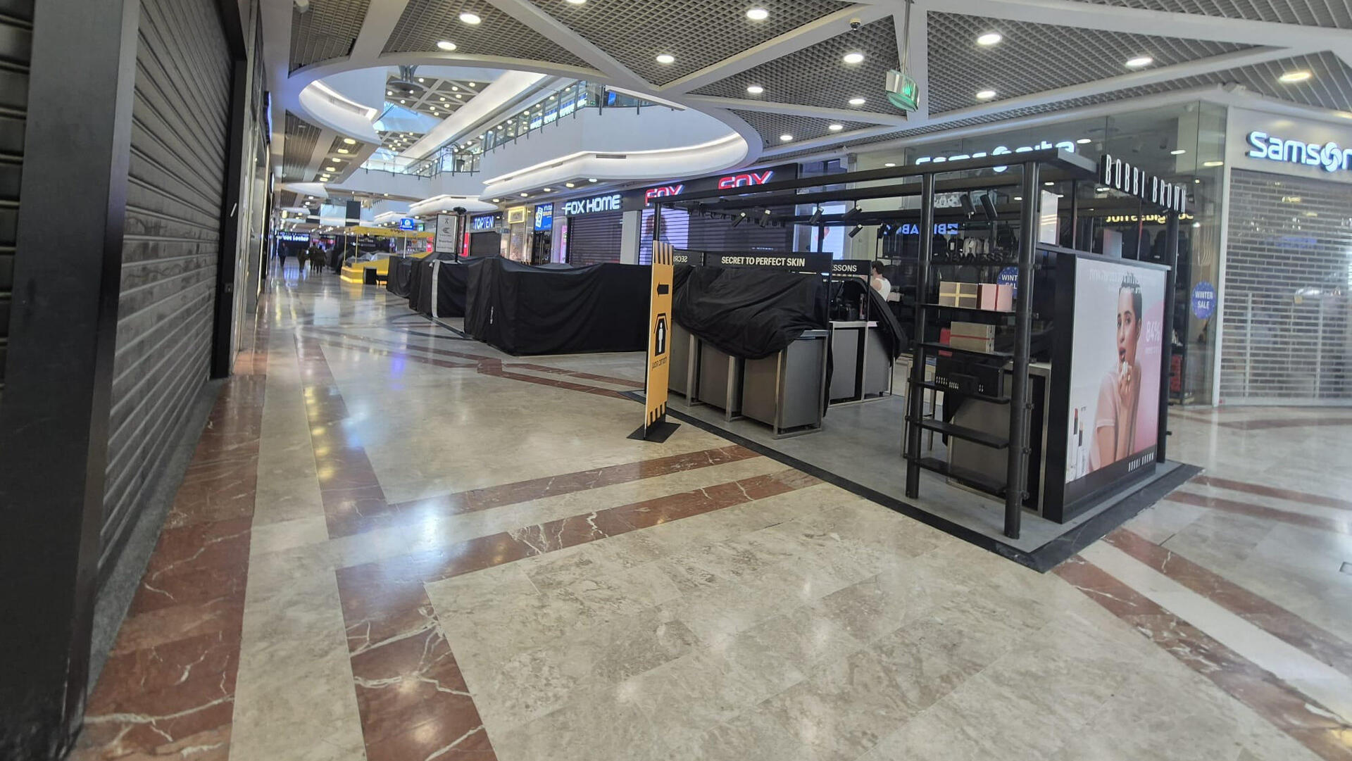 קניון עזריאלי תל אביב ריק 4.3.26 שאגת הארי מלחמה עם איראן