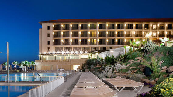 מלונות דן מזהירה: למלחמה תהיה "השפעה מהותית לרעה על התוצאות"