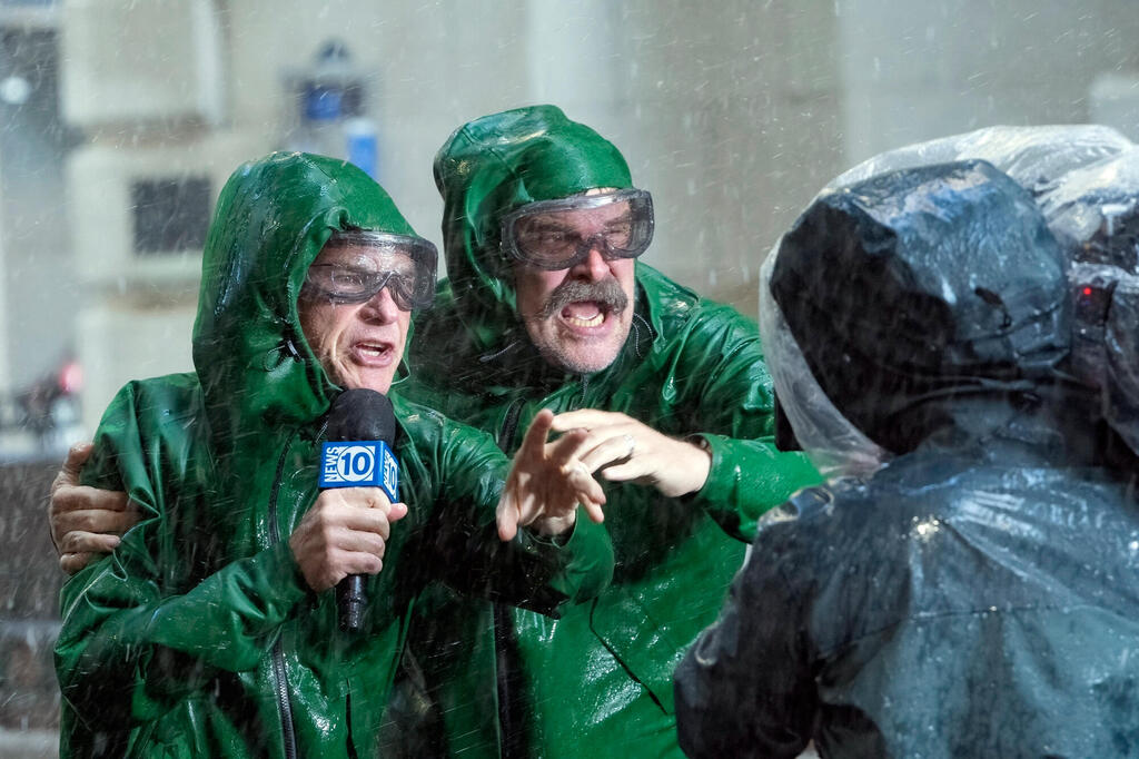  פנאי דיוויד הרבור ו ג'ייסון בייטמן  מיני סדרה DTF St. Louis מחפשים