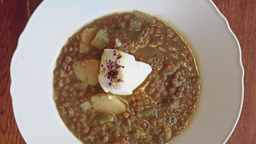 פנאי מרק עדשים ובשר