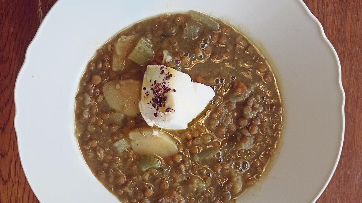 פנאי מרק עדשים ובשר