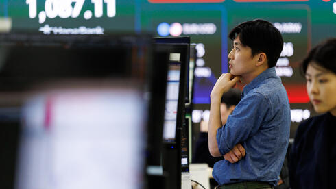 מגמה שלילית בבורסות אסיה, עלייה מתונה בנפט - על 104 דולר 