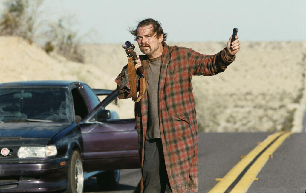 "קרב רודף קרב". לא קומדיה קלאסית, אלא סרט אינטנסיבי, אלים ואפל, שיש בו הומור