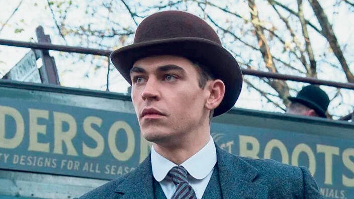 מתוך הסדרה שרלוק הולמס הצעיר גאי ריצ'י פנאי