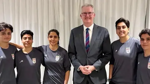 "הדלת פתוחה": אוסטרליה העניקה מקלט מדיני לחמש משחקניות נבחרת הנשים האיראנית