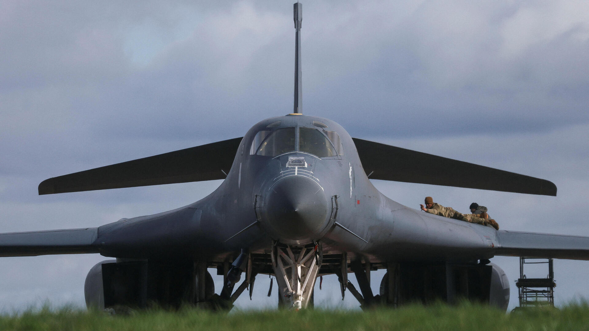מפציץ B1 אמריקאי מלחמת איראן