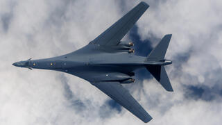 הקברניט B1 מפציצים 1