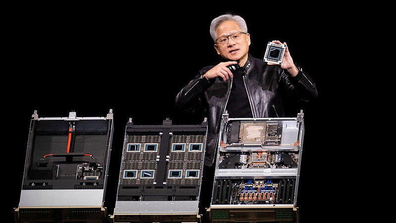 ג'נסן הואנג ג'נסן הוואנג מייסד אנבידיה בוועידת GTC 2026