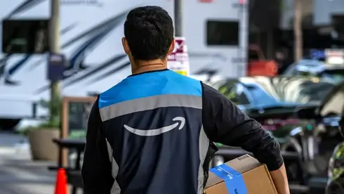 משלוח תוך שעה: אמזון משיקה שירות אקסטרה מהיר בערים רבות בארה"ב