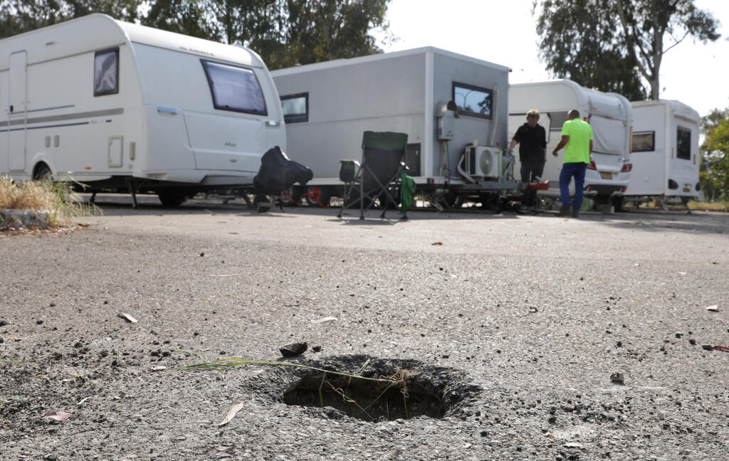 מתחם קרוואנים בחולון מוסף