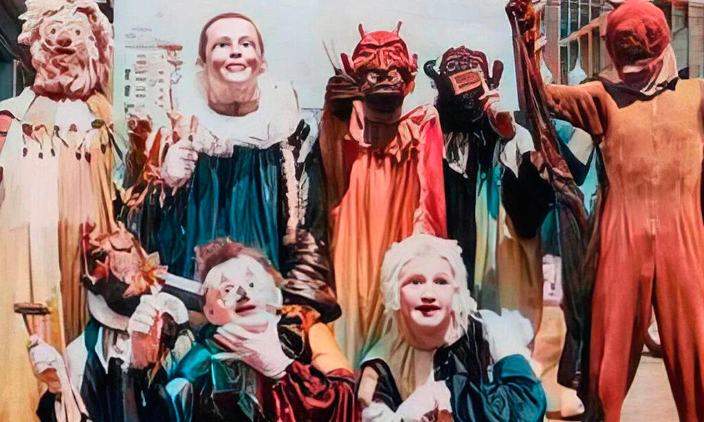 פנאי  סרט Pictures of Ghosts תמונות של רוחות רפאים