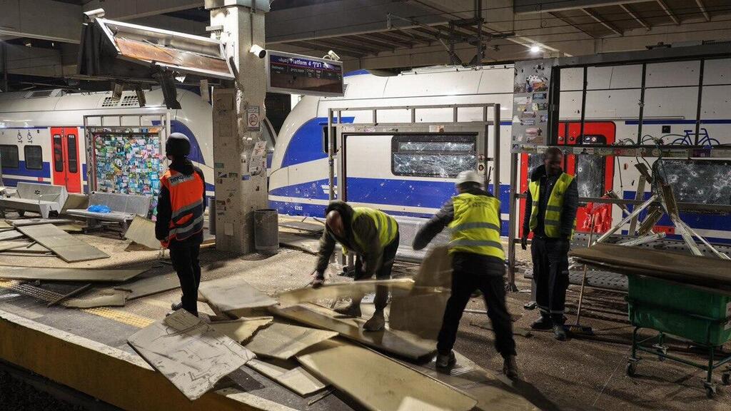 תחנת רכבת סבידור אחרי פגיעת הטיל