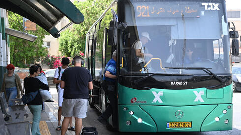 צילום: יאיר שגיא העובדים הזרים לא באים, חברות התחבורה ינסו לגייס חיילים משוחררים