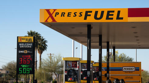 התחזית הקודרת לזינוק במחירי הדלק - גם אם מצר הורמוז ייפתח