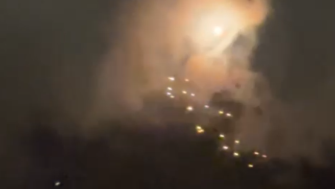 רצף שיגורים למרכז; צה”ל תקף מחנות צבאיים של המשטר הסורי | כלכליסט