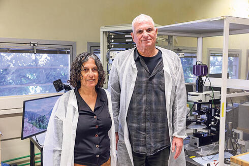 Dr. Iris Reuveni and Prof. Edi Barkai. 