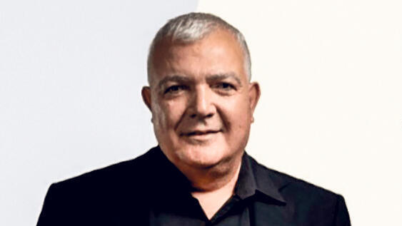 שמעון טלמור כפי שהוא מופיע באתר החברה