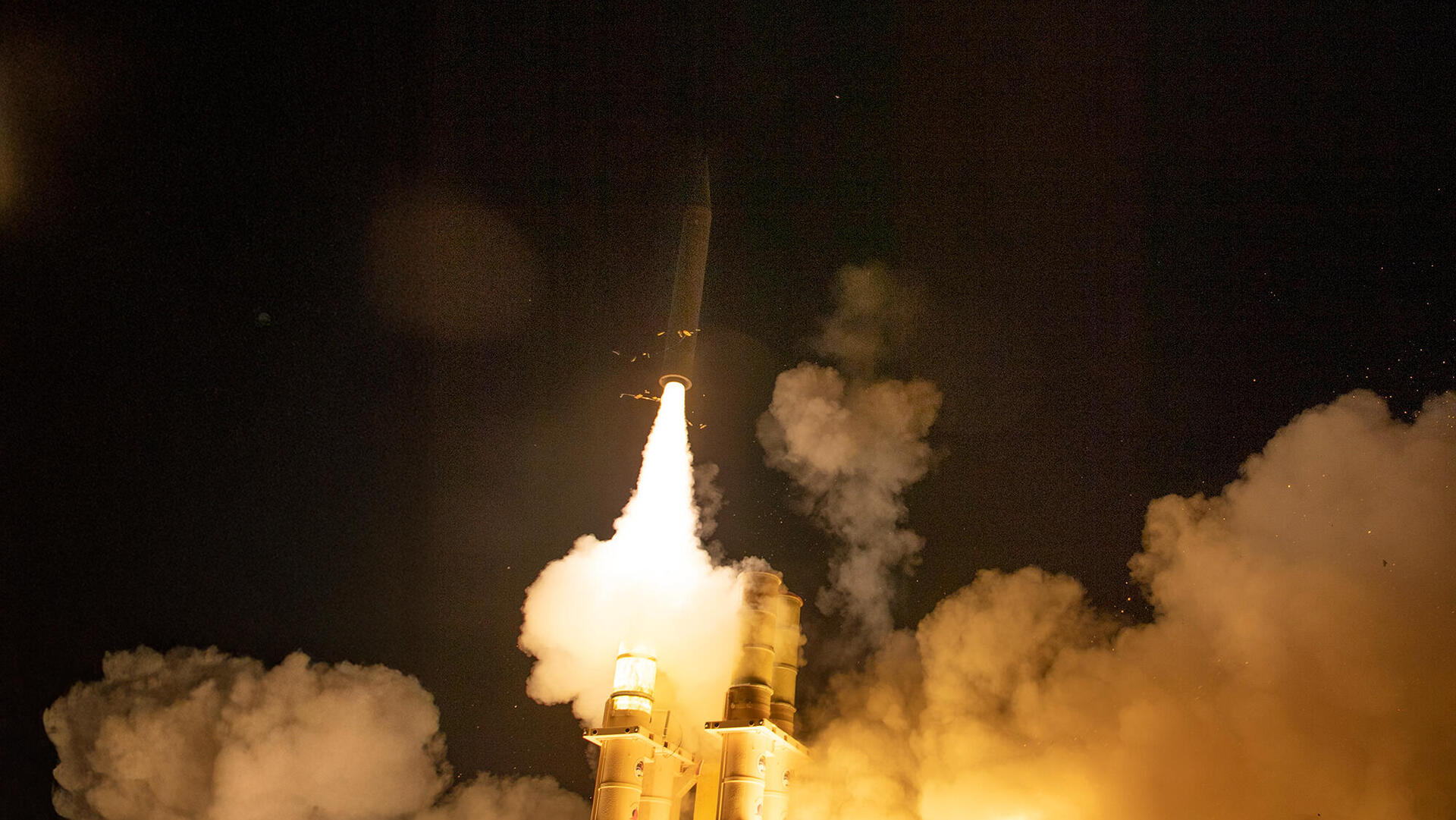 ניסוי מערכות הגנה חץ 3