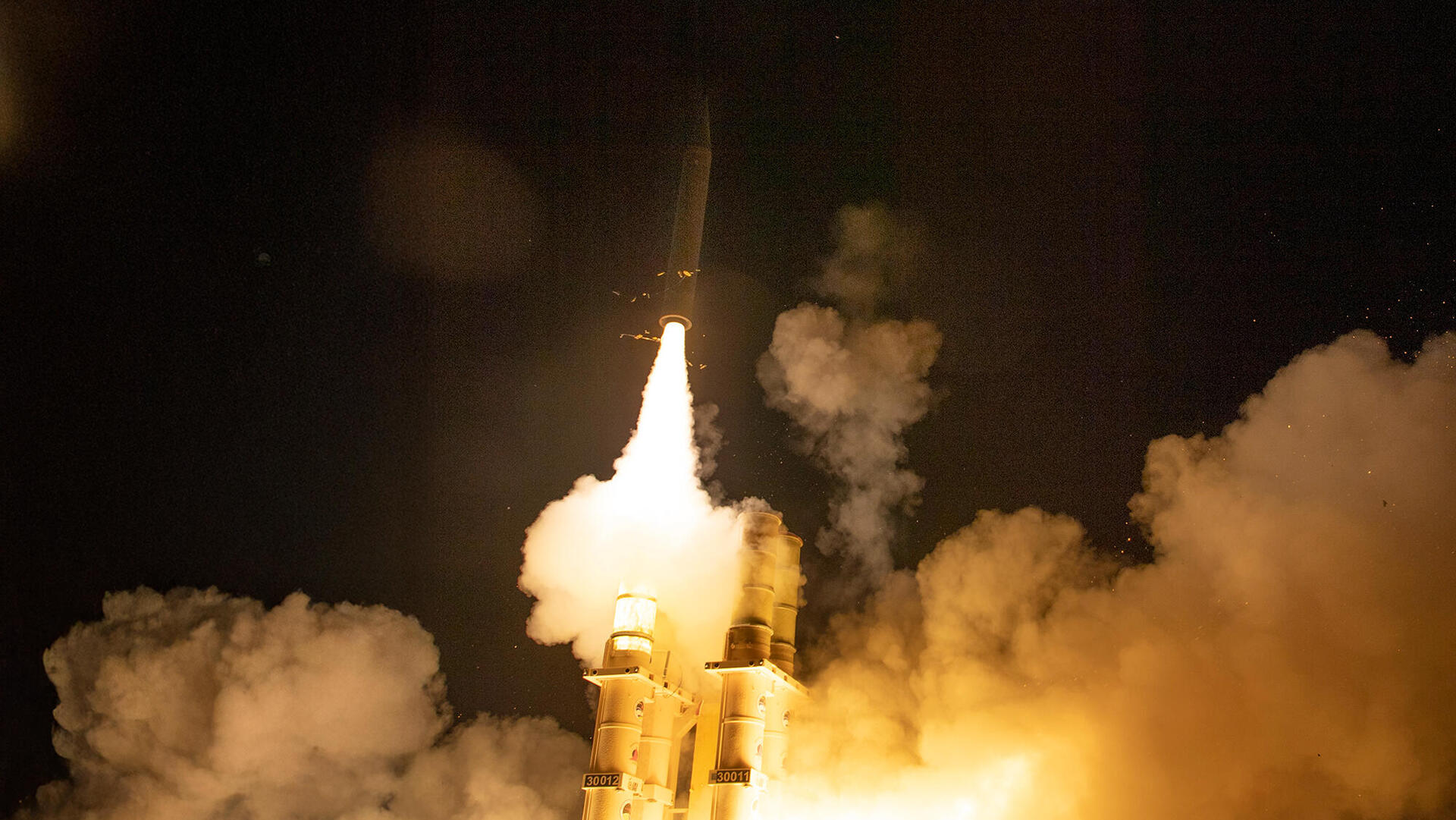 ניסוי מערכות הגנה חץ 3