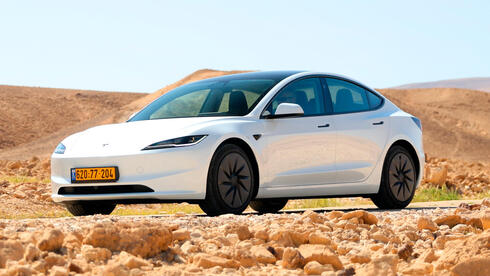 סמל סטטוס? טסלה 3 הזולה היא עסקה טובה לליסינג 