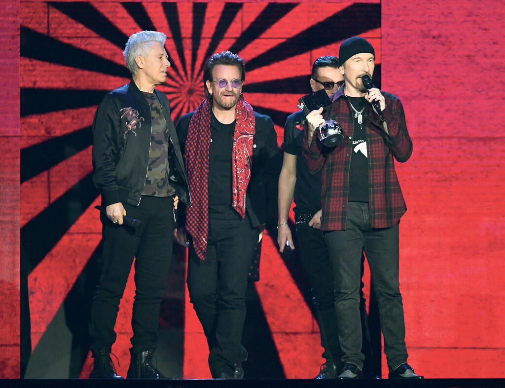 פנאי להקת U2 