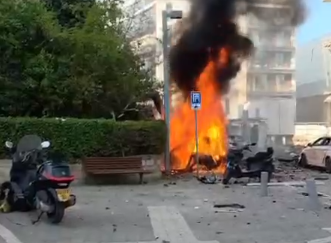 זירת נפילה ב תל אביב פגיעת טיל איראני שאגת הארי מלחמה עם איראן 24.3.26