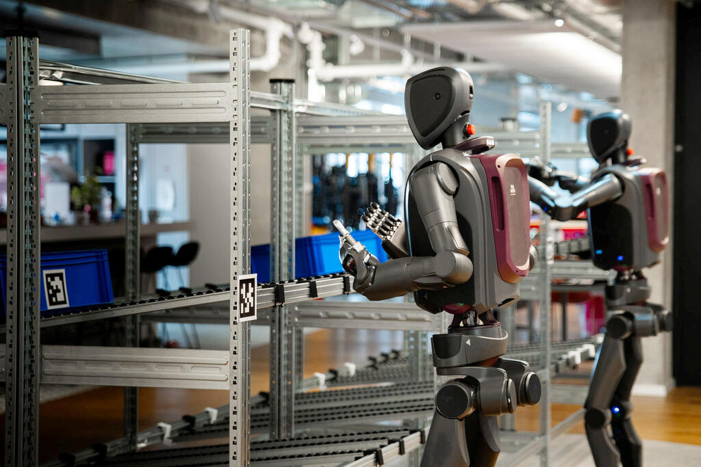 רובוטים מבוססי בינה מלאכותית תוצרת מנטי הישראלית (צילום: מנטיבוט) רובוט מנטיבוט רובוטים מבוססי בינה מלאכותיתתוצרת מנטי הישראלית